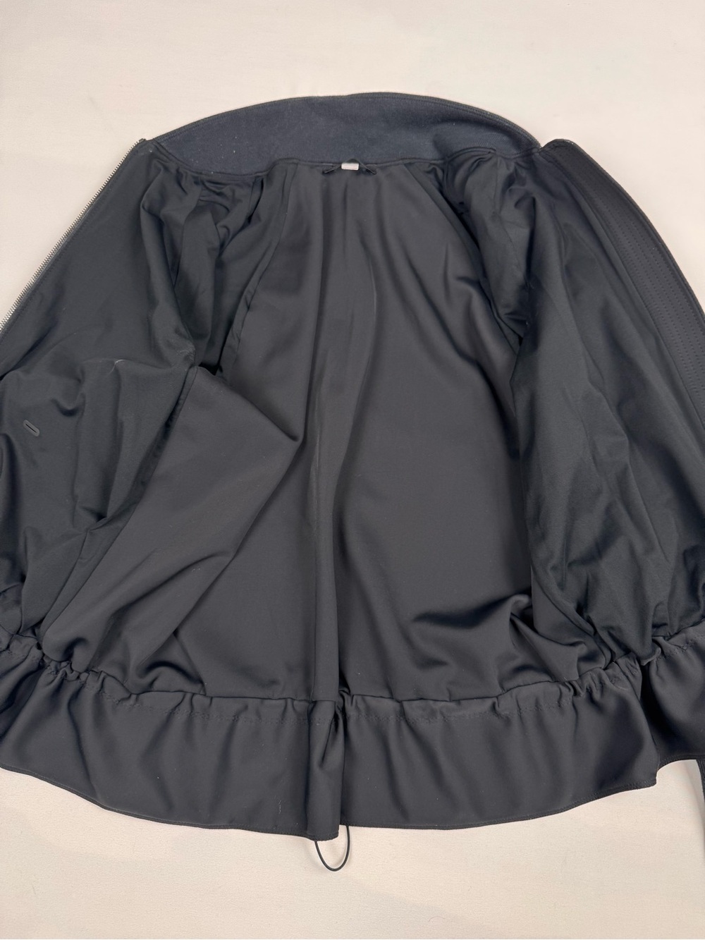 Lululemon Swept Along Jacket Black Womens M Retail $148 - Picture 3 of 7